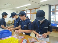 04